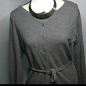 Saks fifth Avenue gray cashmere sweater sz large